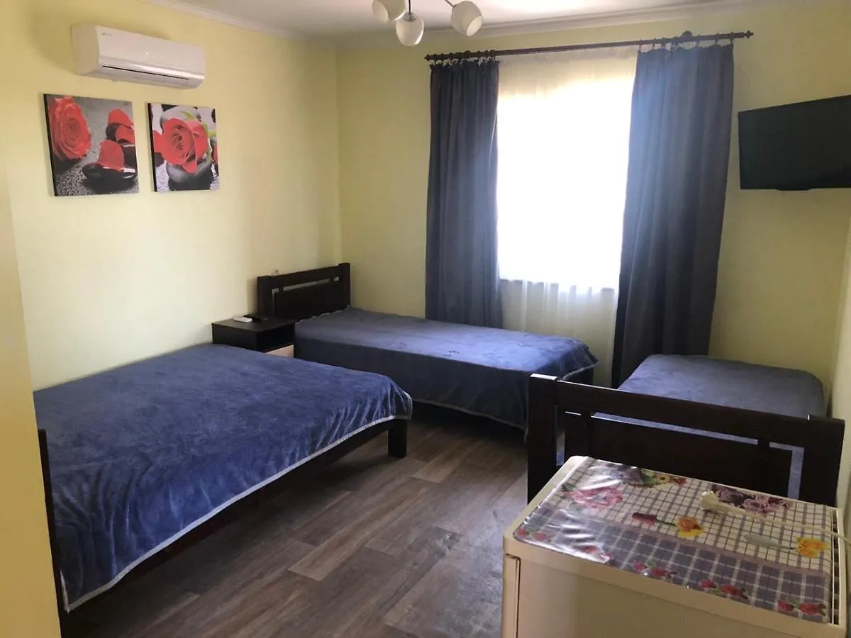 Family Nest Hotel Zatoka Guest house