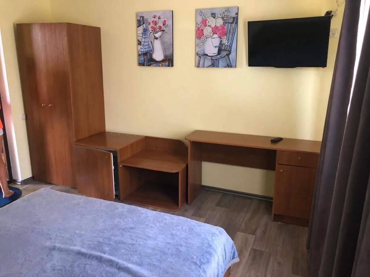 Family Nest Hotel Zatoka Guest house